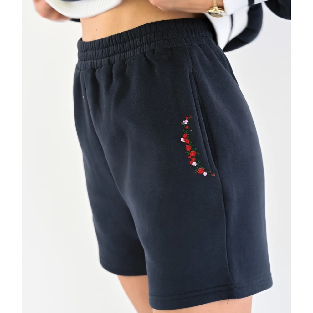 Yellow The Label HERALD FLORAL SWEAT SHORTS — NAVY